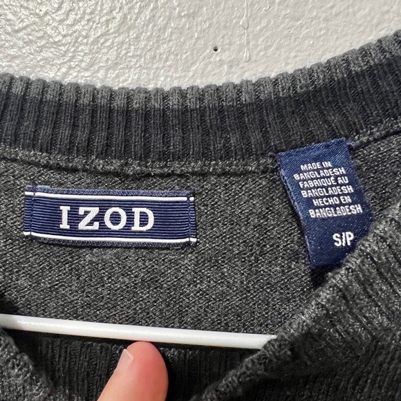 IZOD Men's Charcoal Striped Wool Blend Sweater - Small - Picture 5 of 6